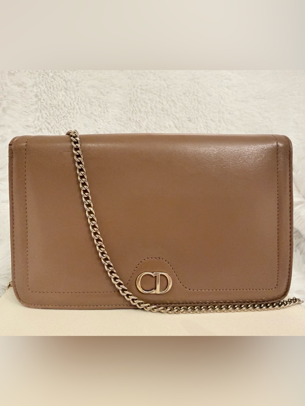 Christian Dior 30 Montaigne chain leather handbag in a milk tea brown color.